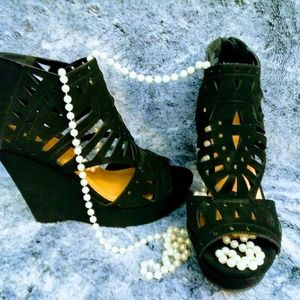 Gorgeous black velvet super-high heels! Size 12!